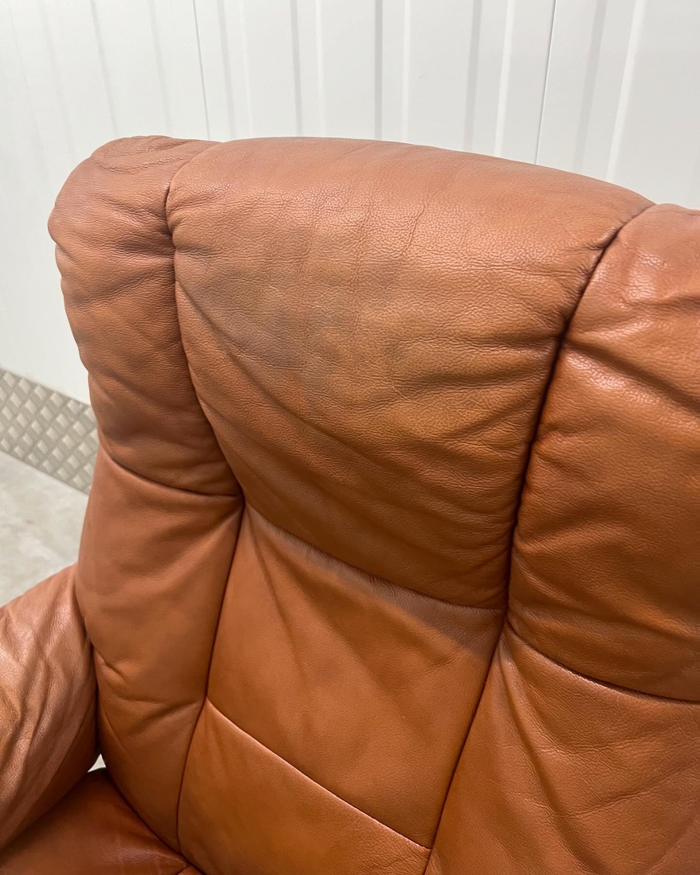 Ekornes Mayfair Stressless Brown
Leather Recliner Chair And Matching Footstool