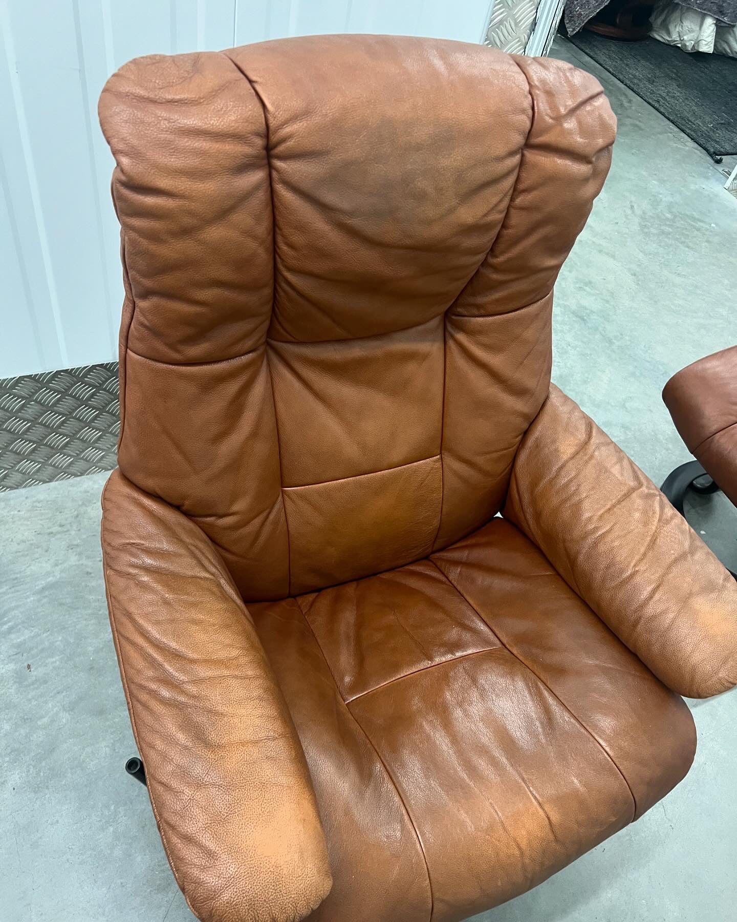 Ekornes Mayfair Stressless Brown
Leather Recliner Chair And Matching Footstool